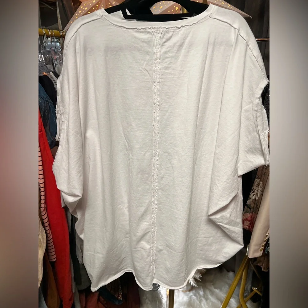 Free People Ragabond Studios Salty Shasta Tee in Vintage White NWOT - Picture 7 of 10